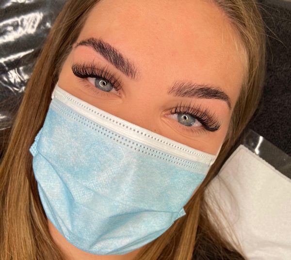 Classic Lashes Single Length - Image 3